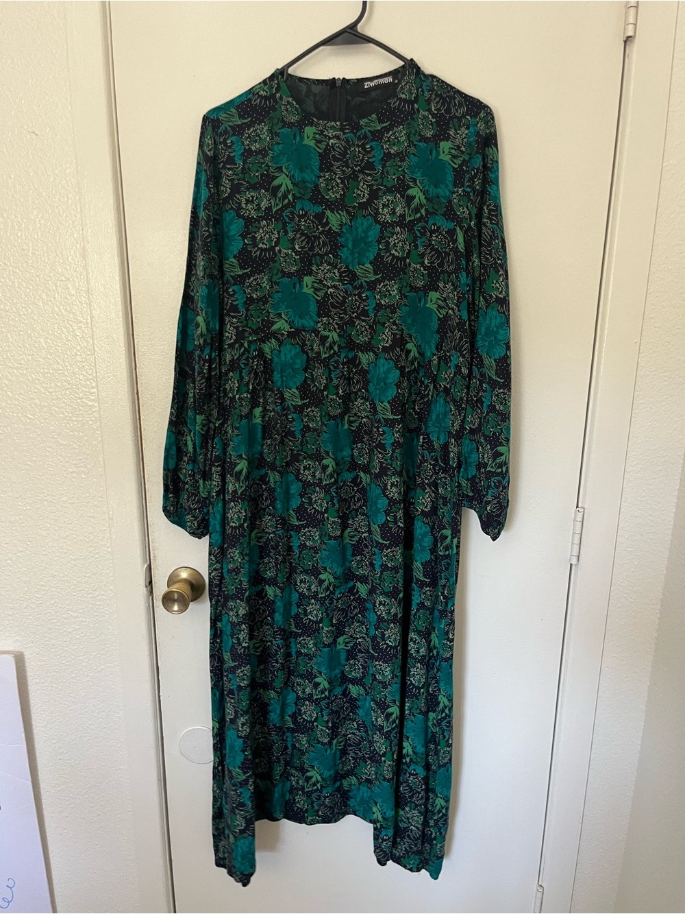 Long Sleeve Green Floral Midi Dress - Unbranded
